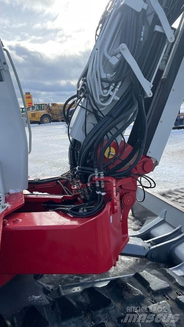 Takeuchi TB280FR Середні екскаватори 7т. - 12т.