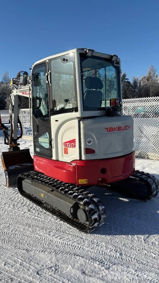 Takeuchi TB335R Міні-екскаватори < 7т