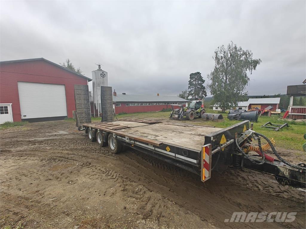 Tyrone 33 T Низькорамні причепи