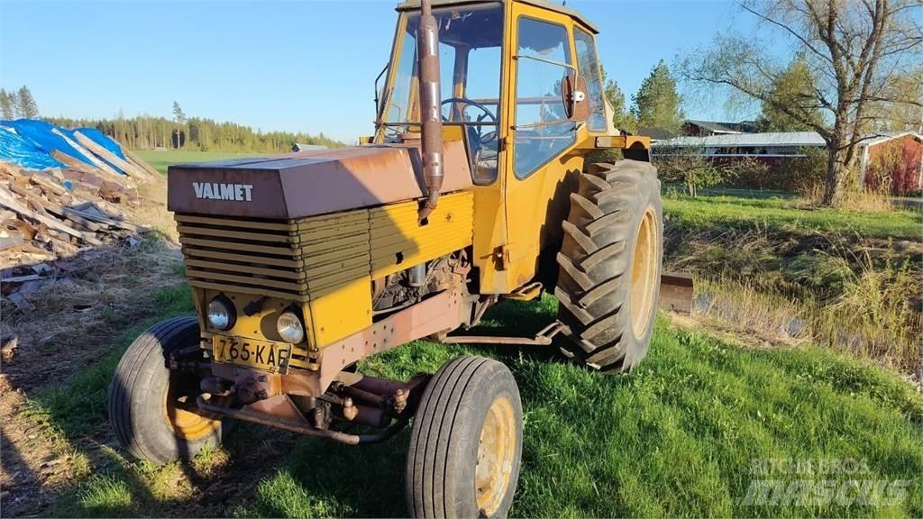 Valmet 702 Трактори