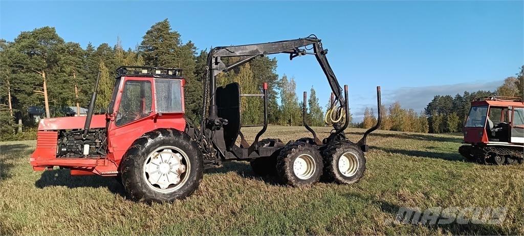 Valmet 702 Форвардери