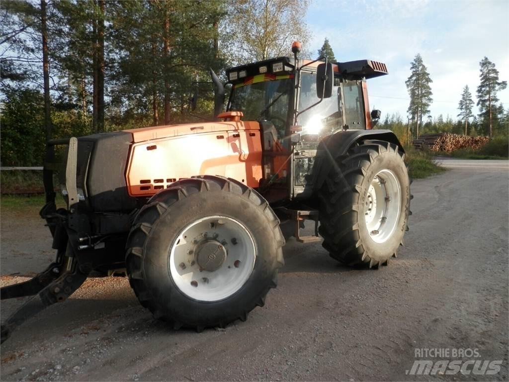 Valmet 8550 Трактори