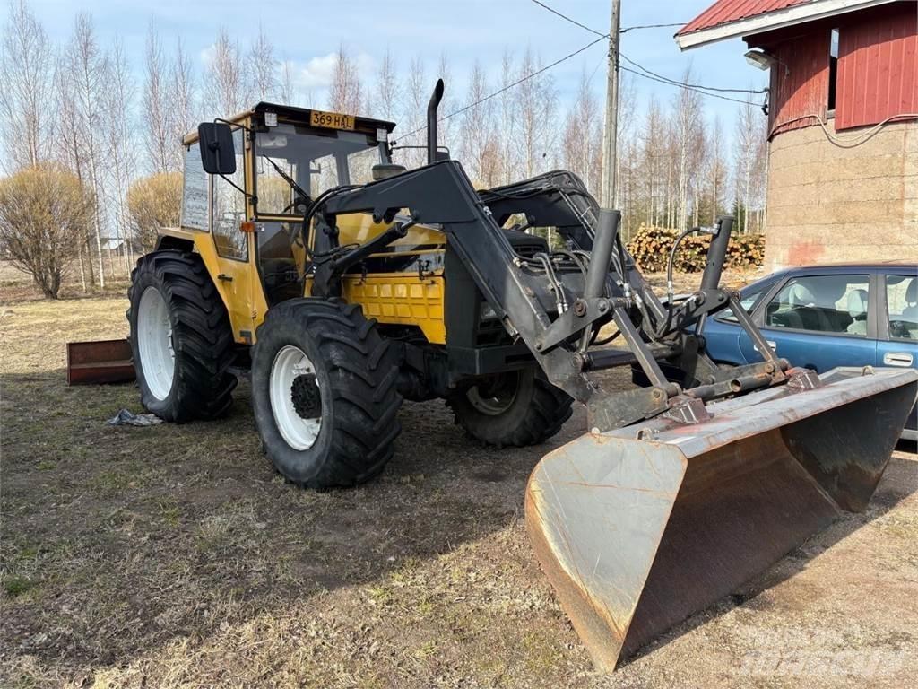 Valmet 915 Трактори