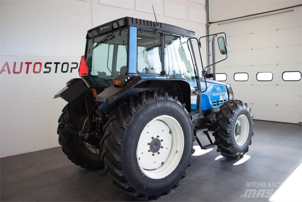 Valtra 6600 Трактори