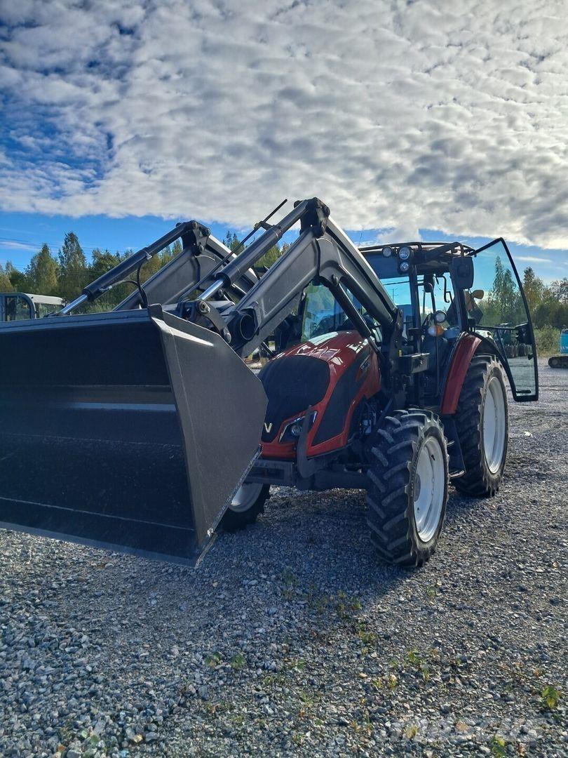 Valtra A94 hitec Трактори