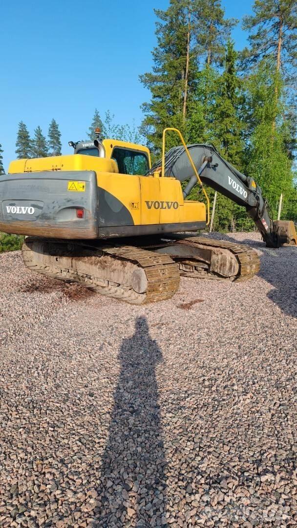 Volvo 210 B Гусеничні екскаватори
