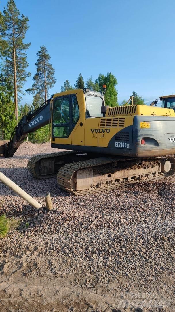 Volvo 210 B Гусеничні екскаватори