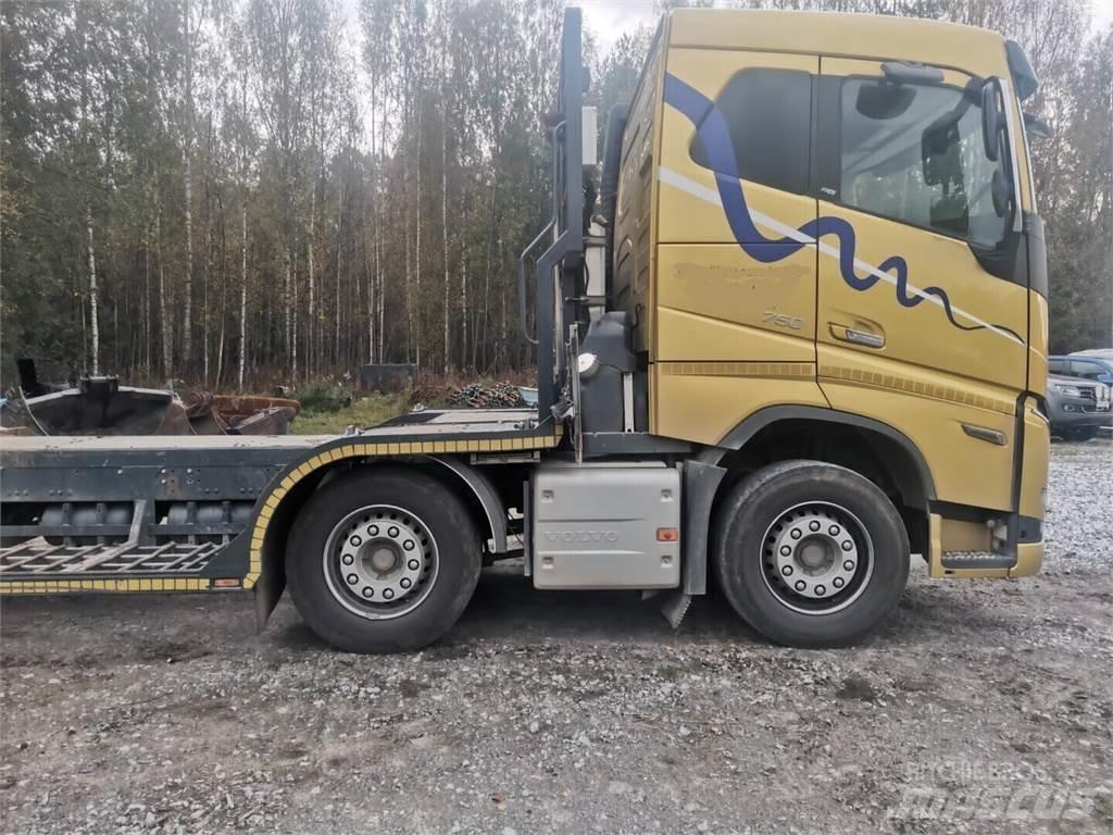 Volvo 750 Автовози