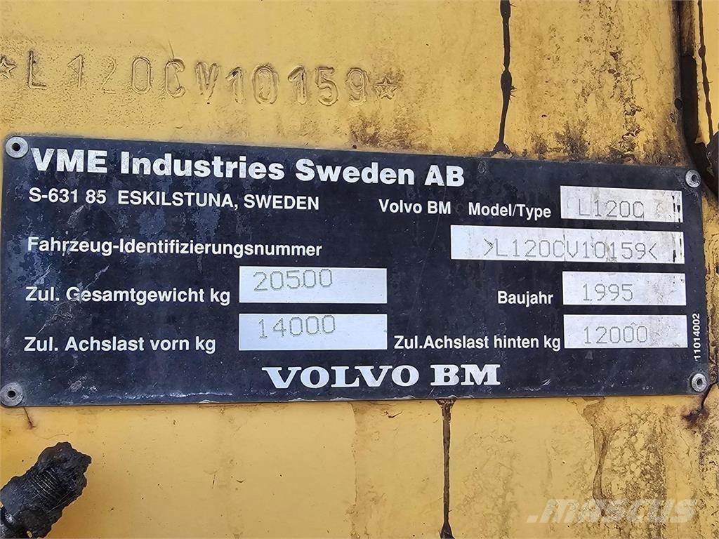 Volvo BM L120C Фронтальні навантажувачі