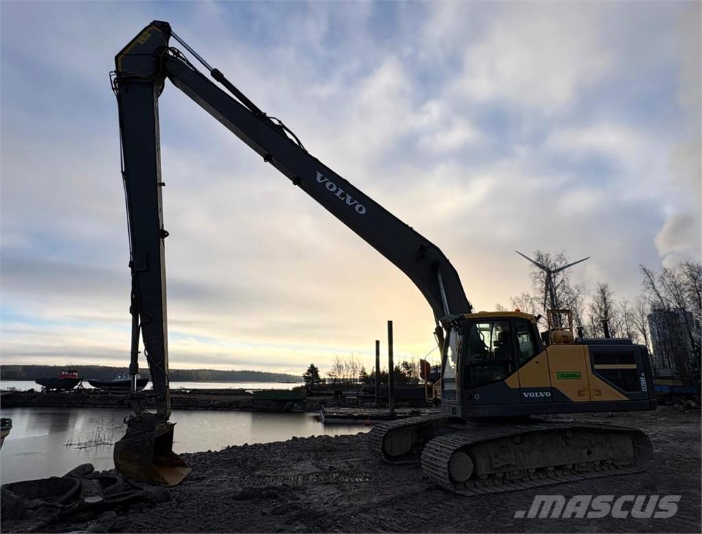 Volvo EC 250 ELR Екскаватори з великим вилітом