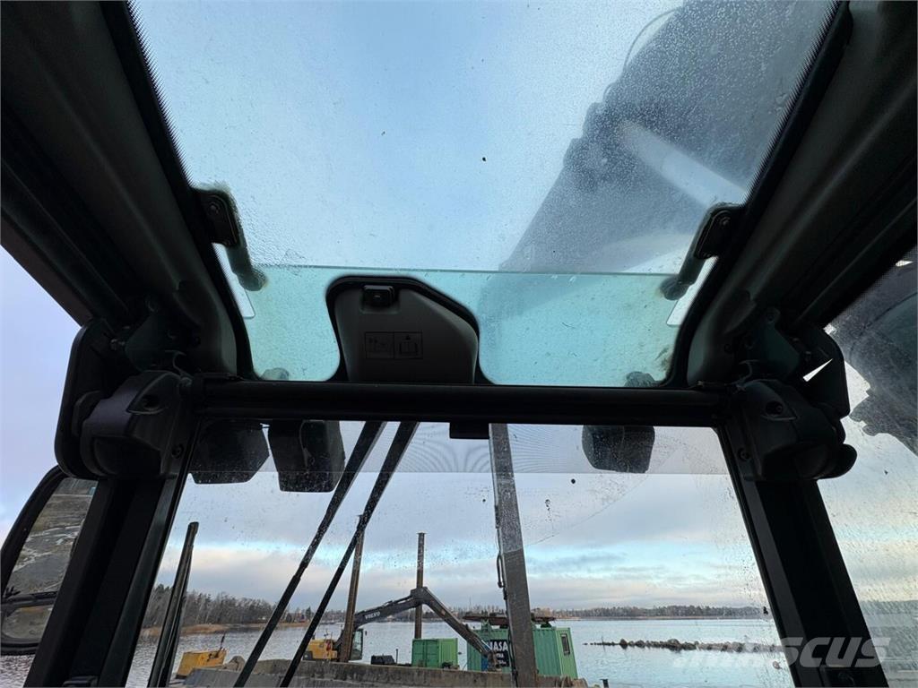 Volvo EC 250 ELR Екскаватори з великим вилітом