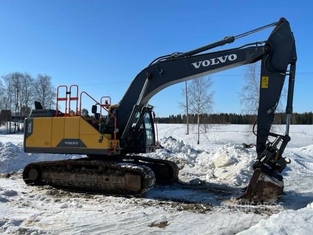 Volvo EC250EL Гусеничні екскаватори