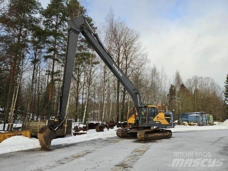 Volvo EC250EL Гусеничні екскаватори