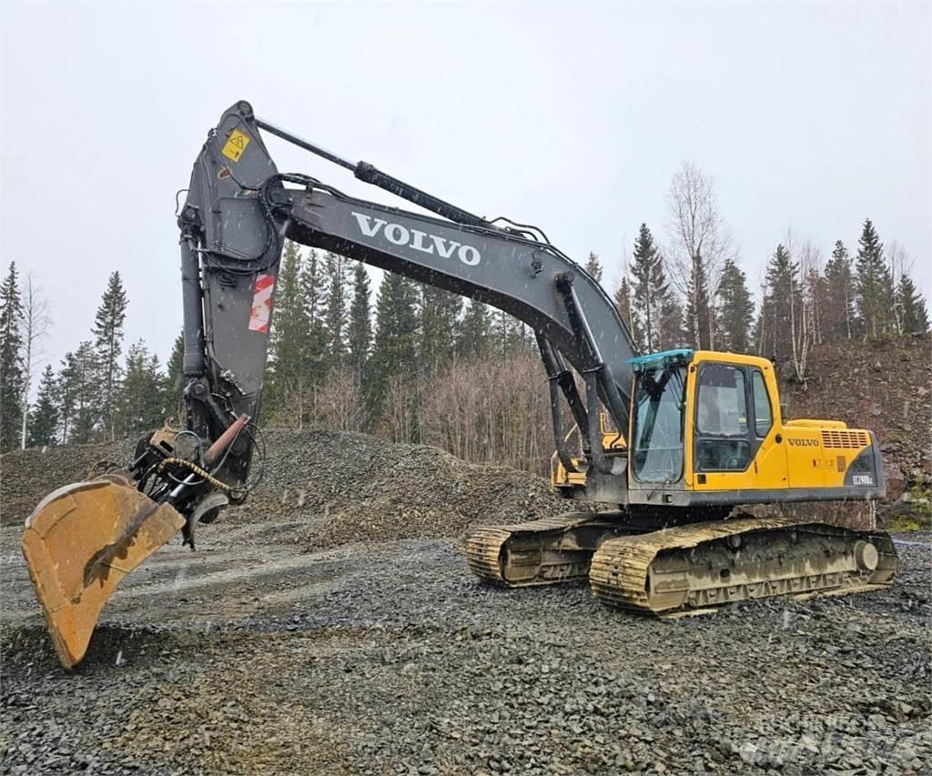 Volvo EC290BLC Гусеничні екскаватори