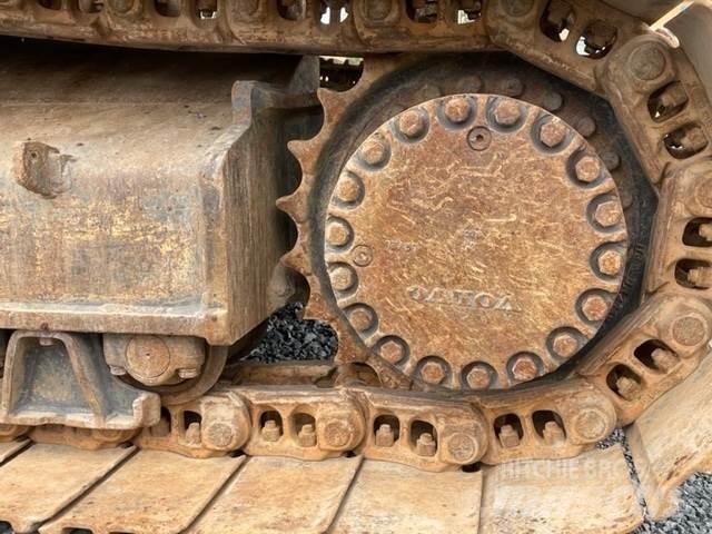 Volvo EC300DL Гусеничні екскаватори