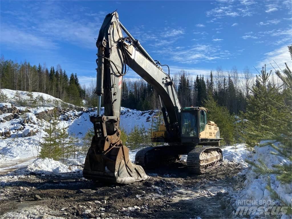 Volvo EC460C Гусеничні екскаватори