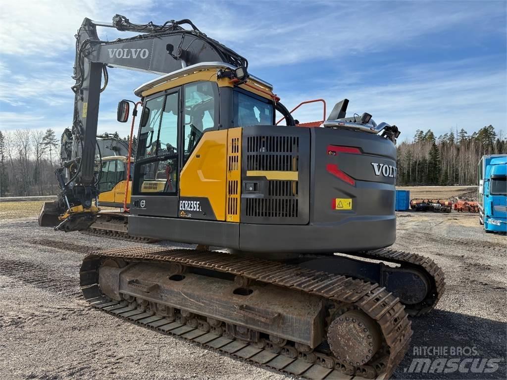 Volvo ECR235EL Гусеничні екскаватори