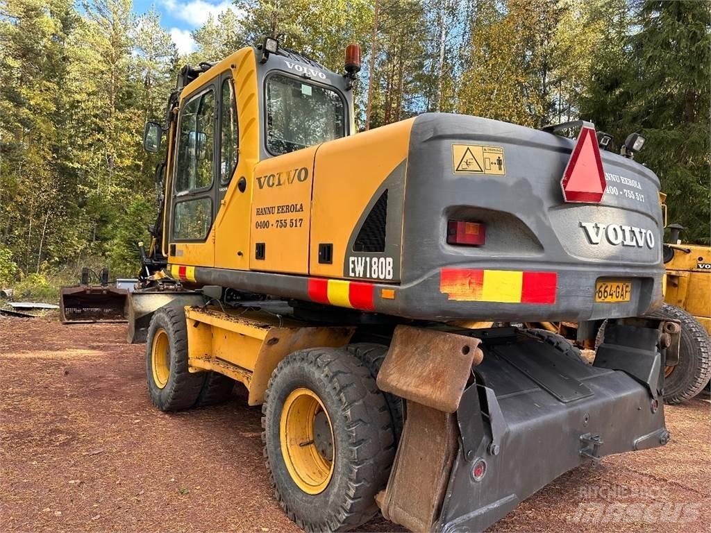 Volvo EW180B Колісні екскаватори