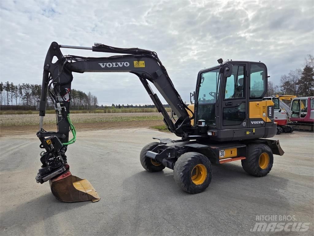 Volvo EW60E Колісні екскаватори