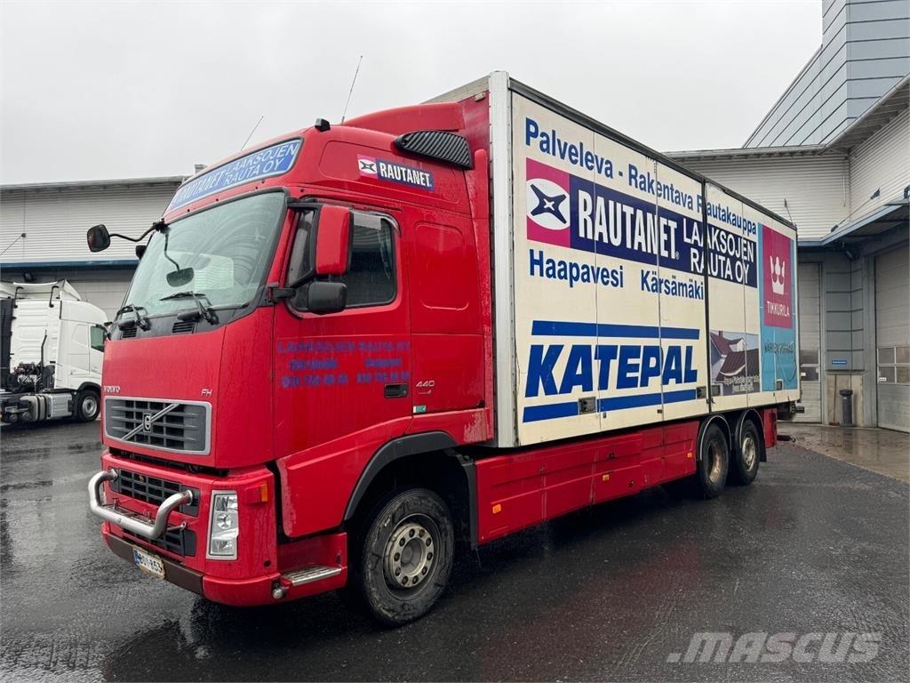 Volvo FH 440 6x2 Фургони
