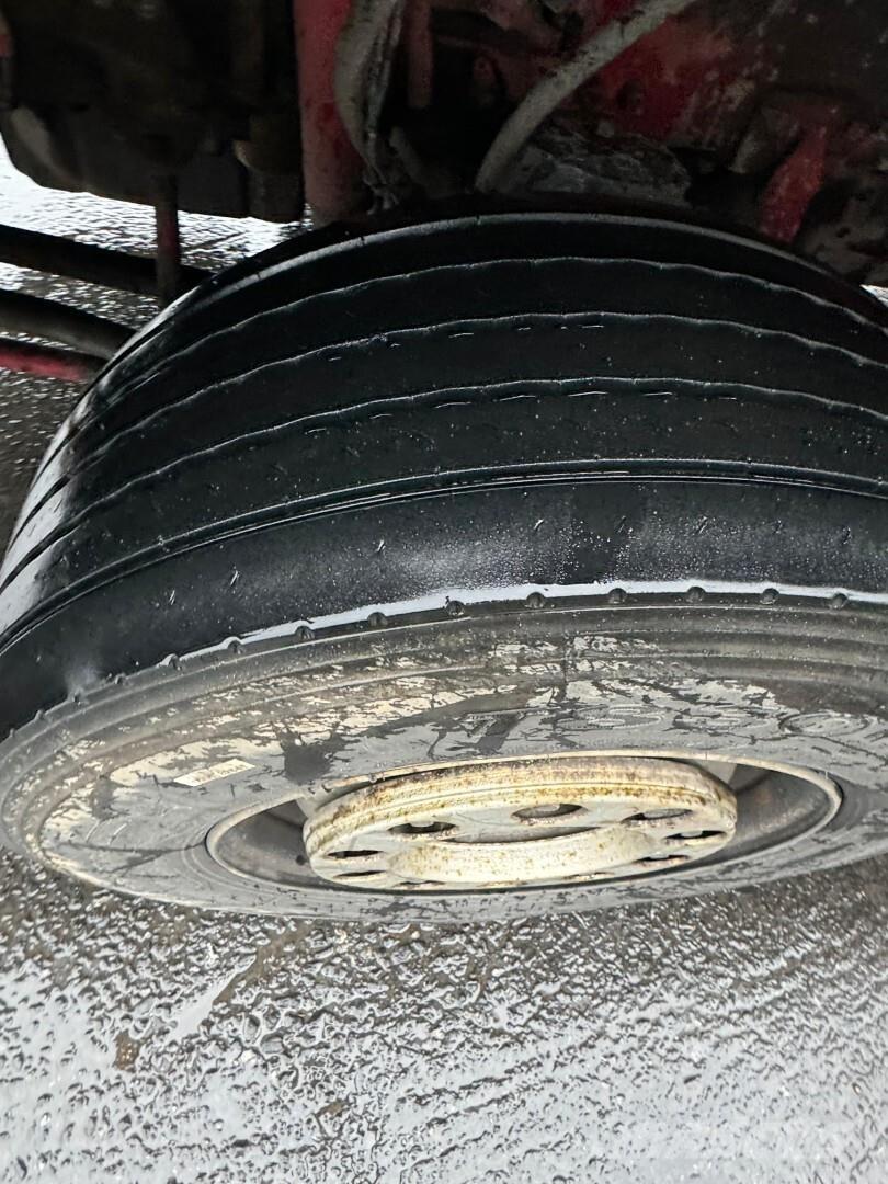 Volvo FH 440 6x2 Фургони