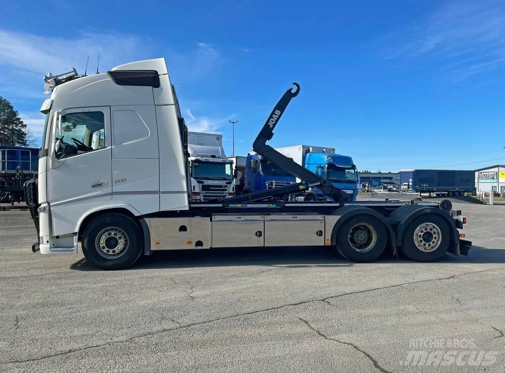 Volvo FH16 6x2 -13 Вантажівки з гаковим підйомом