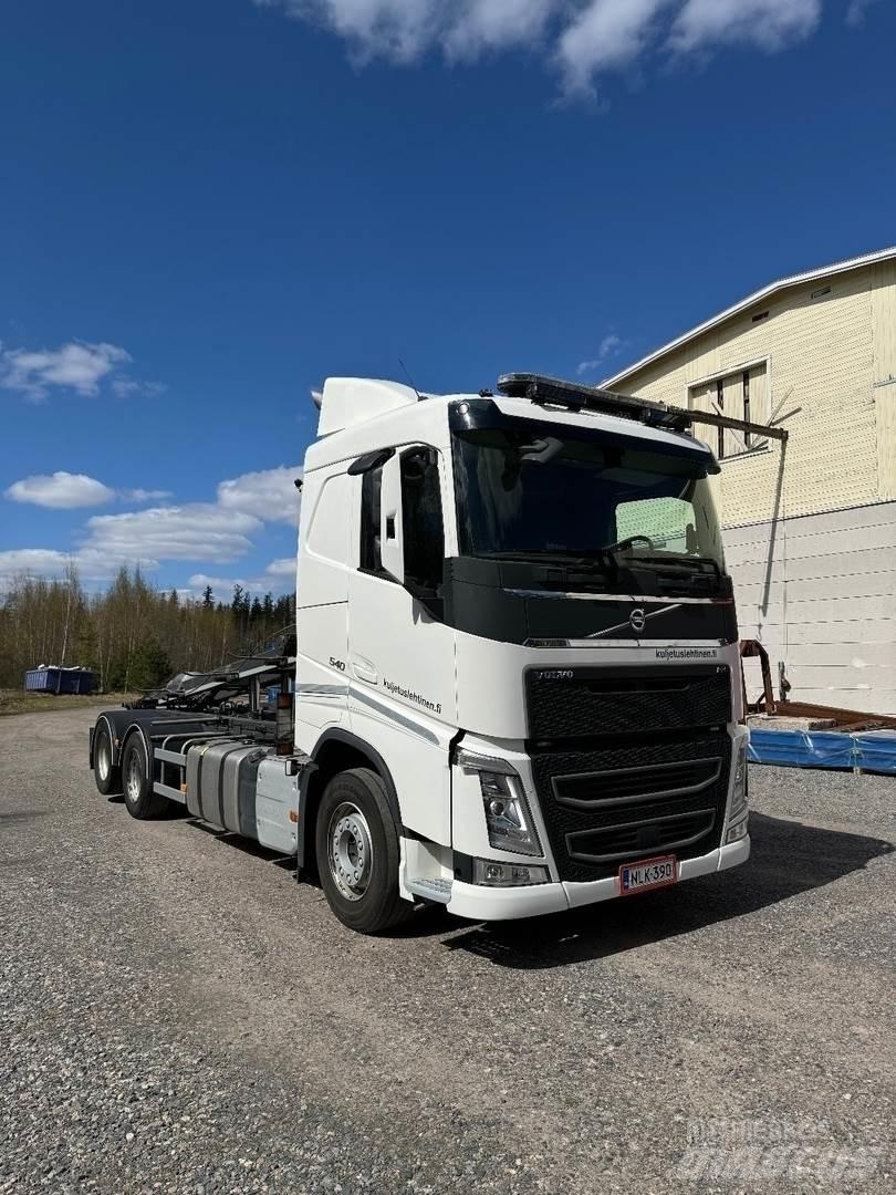 Volvo FH540 Вантажівки з гаковим підйомом