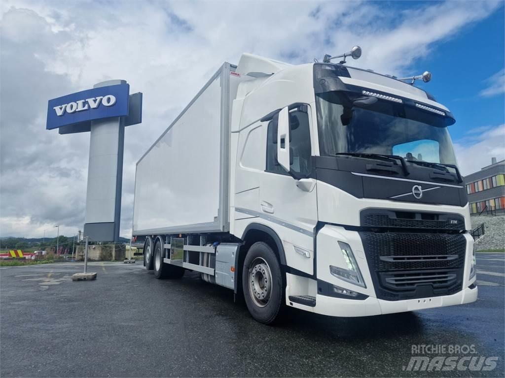 Volvo FM 500 6x2 Фургони