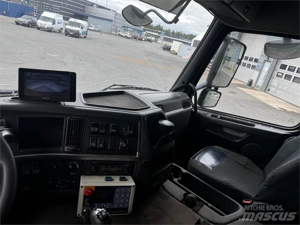 Volvo FM330 Вантажівки / спеціальні