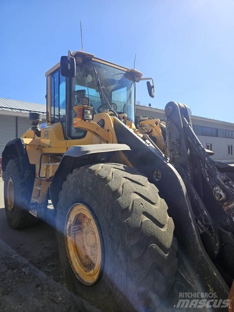 Volvo L 120G Фронтальні навантажувачі