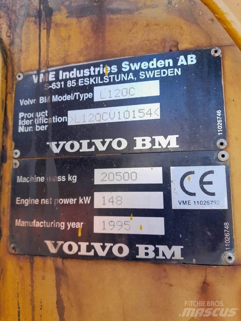 Volvo L120C Фронтальні навантажувачі
