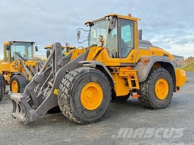Volvo L120H Фронтальні навантажувачі