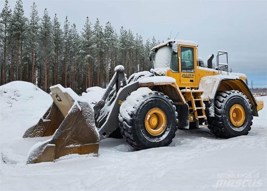 Volvo L220E Фронтальні навантажувачі