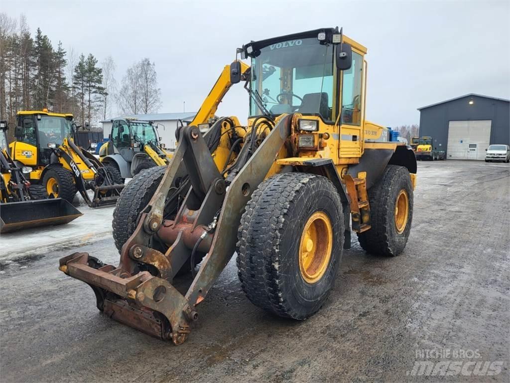 Volvo L70B Фронтальні навантажувачі