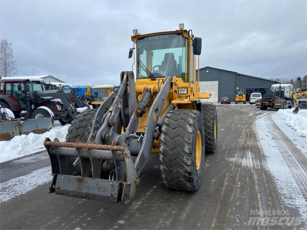 Volvo L70D Фронтальні навантажувачі