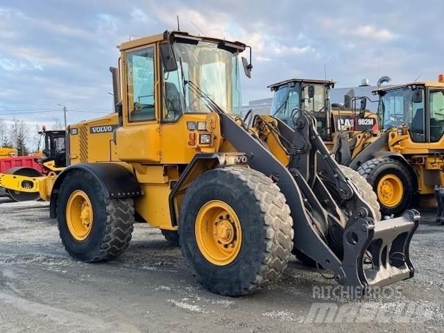 Volvo L70D Фронтальні навантажувачі