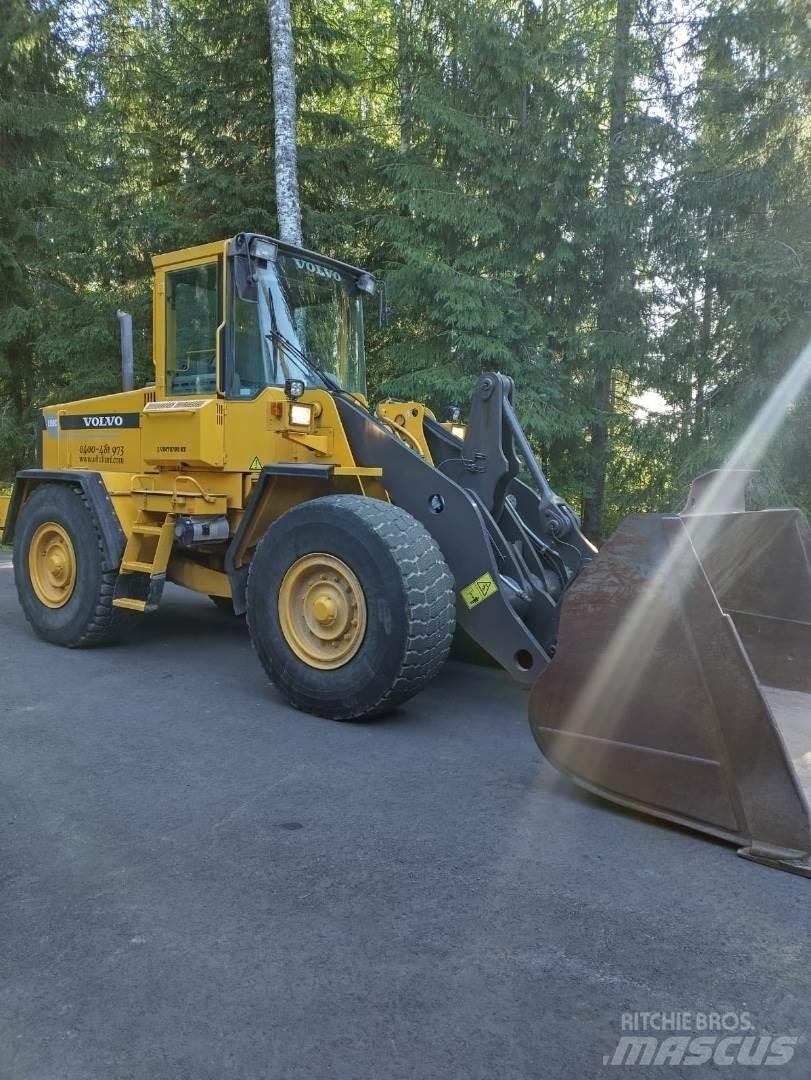 Volvo L90C Фронтальні навантажувачі
