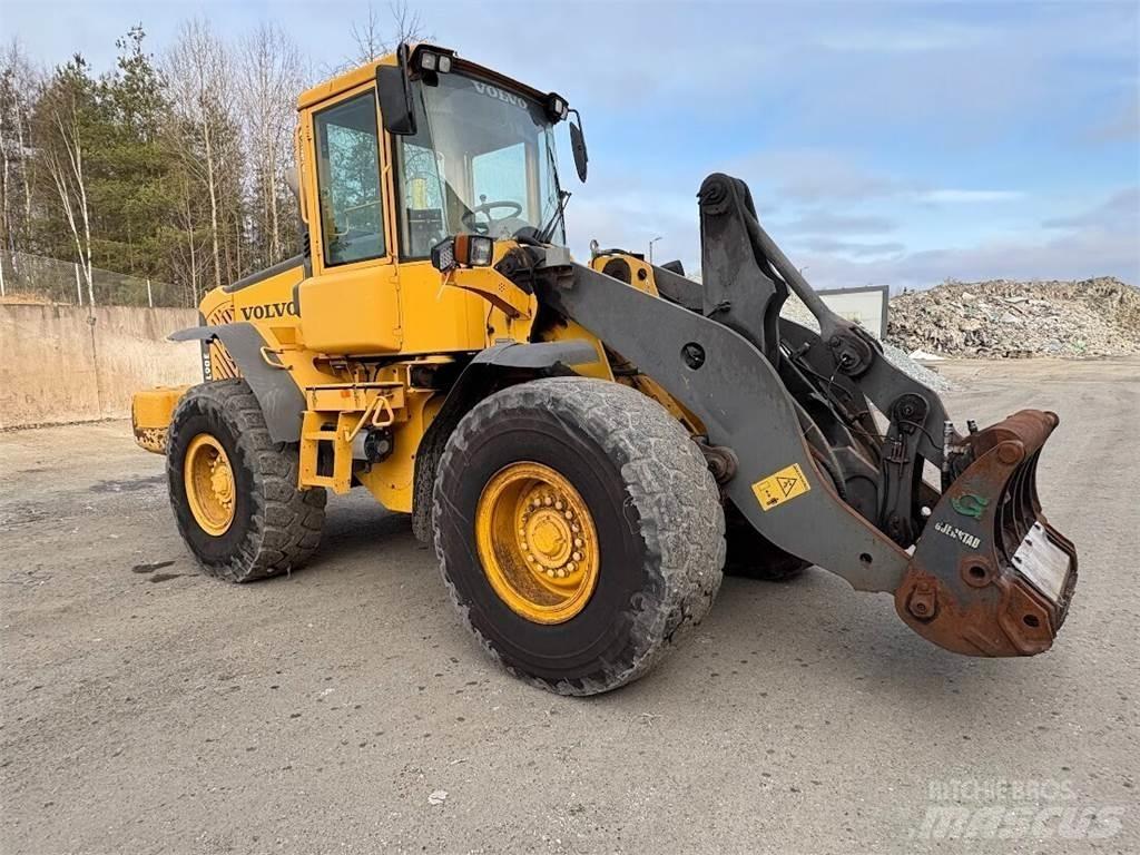 Volvo L90E Фронтальні навантажувачі