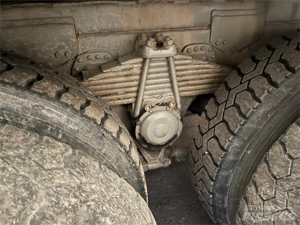 Volvo N12 6x4 Самоскиди