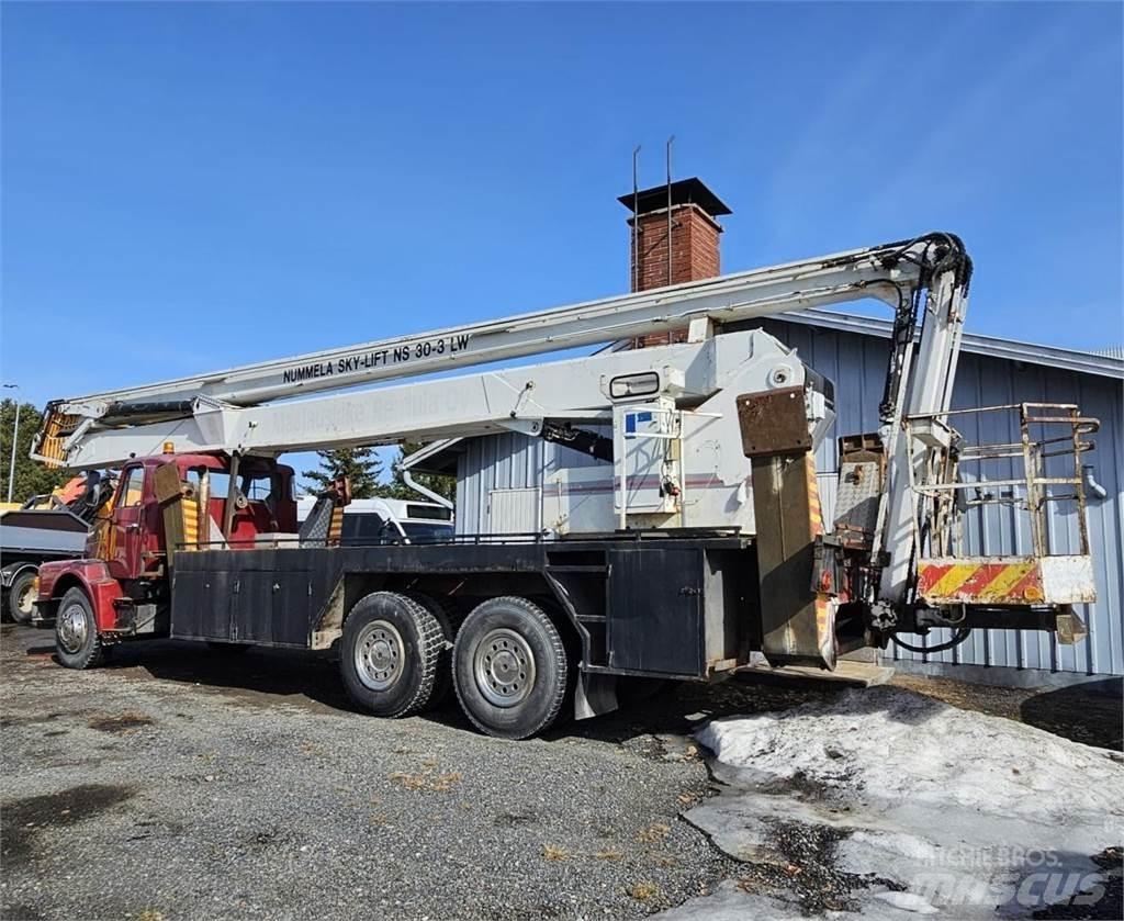 Volvo N7 6x2 Автокрани