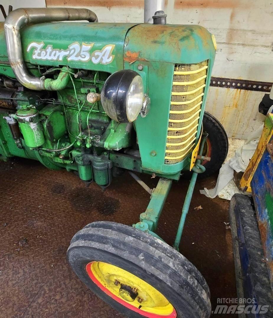Zetor 25 A Трактори