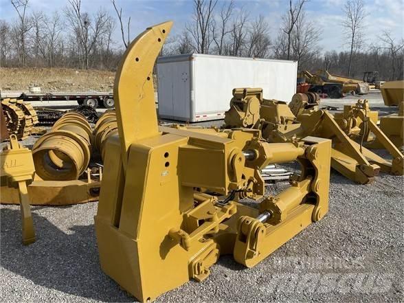 CAT D8 Скарифікатори