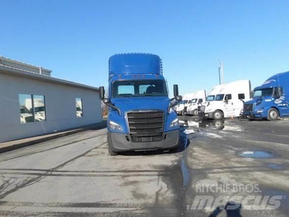 Freightliner CASCADIA 116 Тягачі