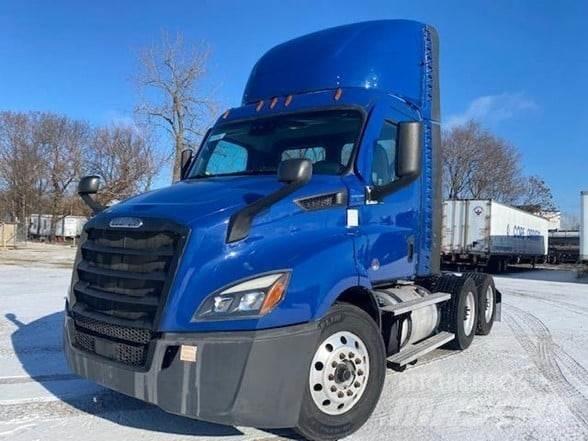 Freightliner CASCADIA 116 Тягачі