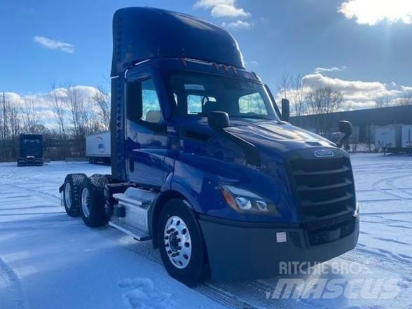 Freightliner CASCADIA 116 Тягачі