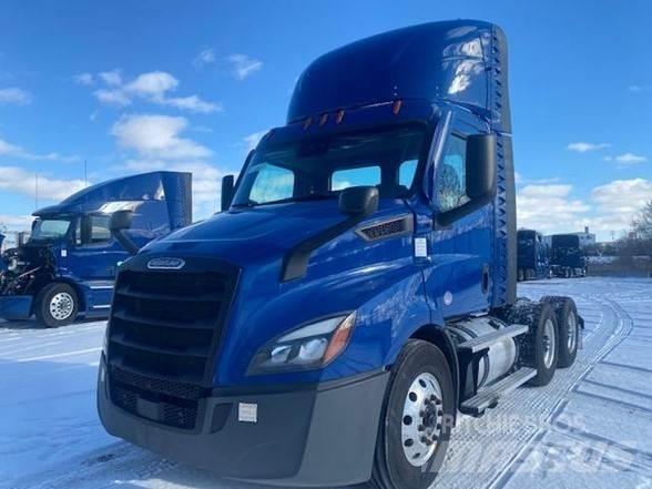 Freightliner CASCADIA 116 Тягачі