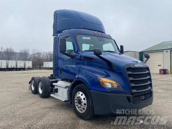Freightliner CASCADIA 116 Тягачі