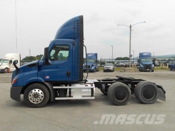 Freightliner CASCADIA 116 Тягачі
