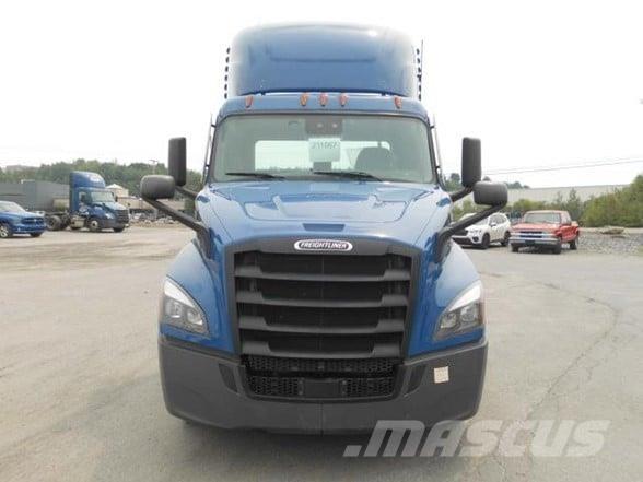 Freightliner CASCADIA 116 Тягачі