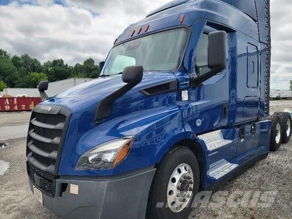 Freightliner CASCADIA 116 Тягачі